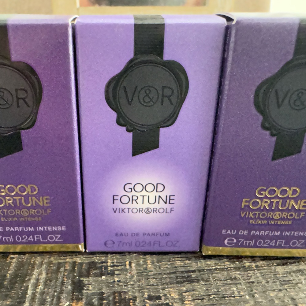 Viktor & Rolf Good Fortune Perfume in Purple and Gold - Picture 3 of 4
